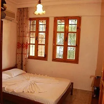 Vila Truva *